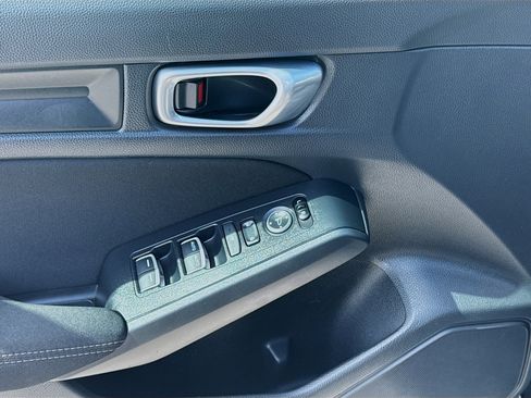 Used 2023 Honda Civic LX image 16