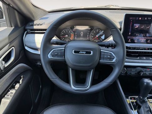 Used 2024 Jeep Compass Latitude w/ Altitude Special Edition AWD/4WD image 12