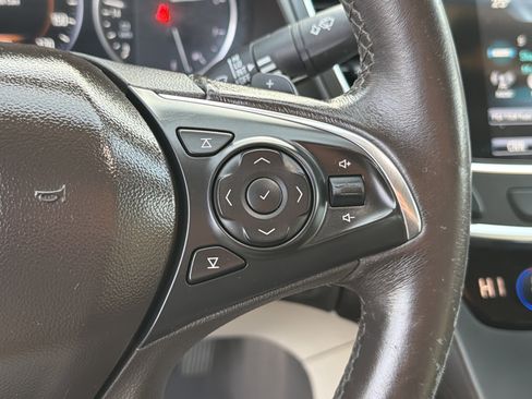 Used 2017 Buick LaCrosse Essence image 26