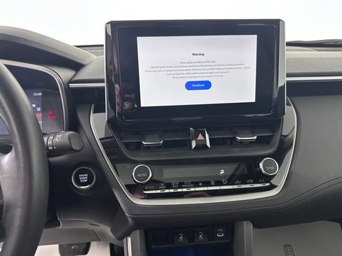 Used 2023 Toyota Corolla Cross XLE image 26