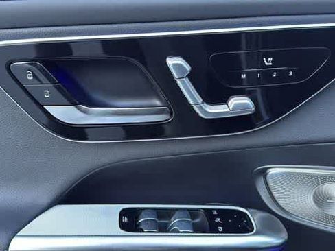 Certified 2026 Mercedes-Benz GLC 300 4MATIC image 17