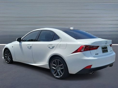 Used 2016 Lexus IS 200t RWD image 4