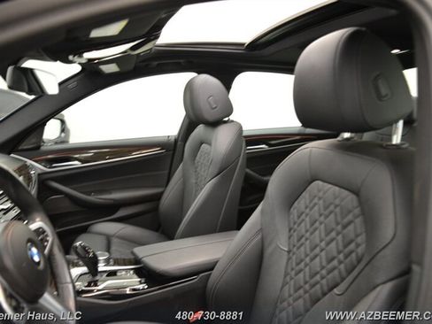 Used 2023 BMW 530i w/ M Sport Package RWD image 19