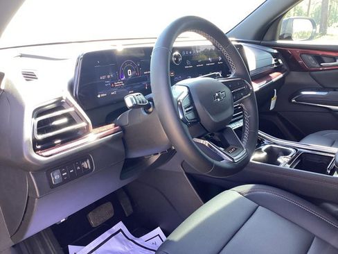 New 2026 Chevrolet Traverse Z71 w/ Driver Confidence Package image 11