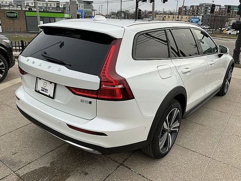 New 2026 Volvo V60 B5 Cross Country Plus w/ Climate Package image 6
