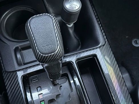 Used 2021 Toyota 4Runner Venture w/ Moonroof Package image 40