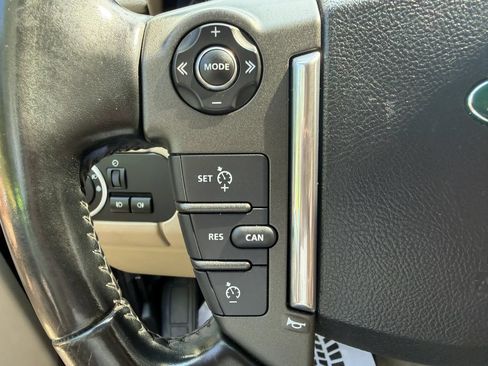 Used 2012 Land Rover LR4 HSE AWD/4WD image 15