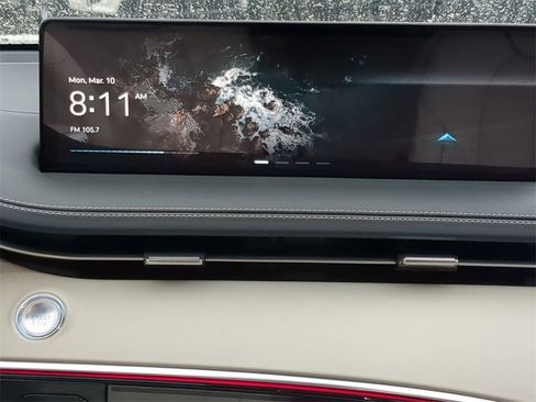 Used 2025 Genesis Electrified GV70 Advanced w/ Prestige Package image 17