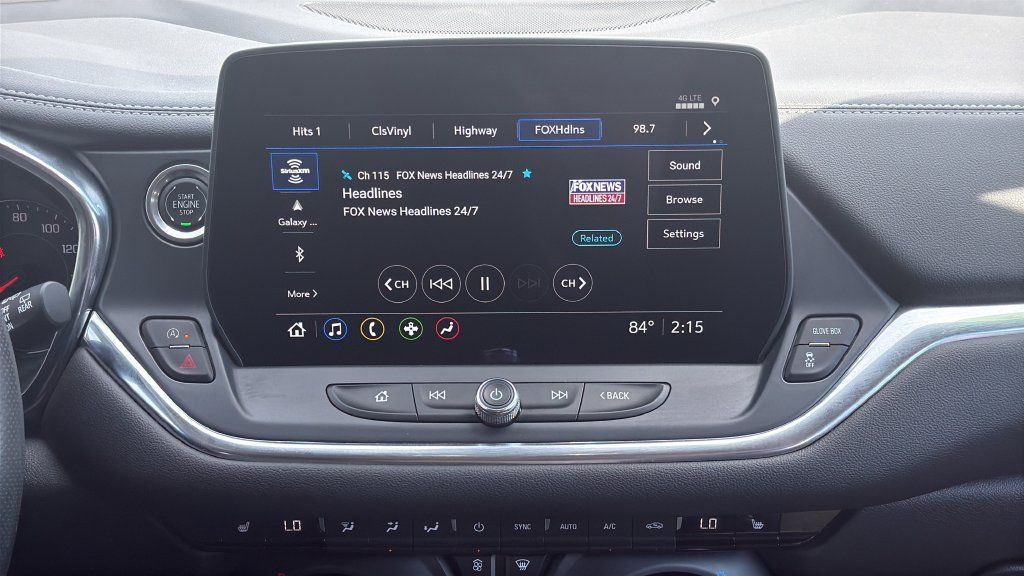 Used 2025 Chevrolet Blazer LT FWD image 17