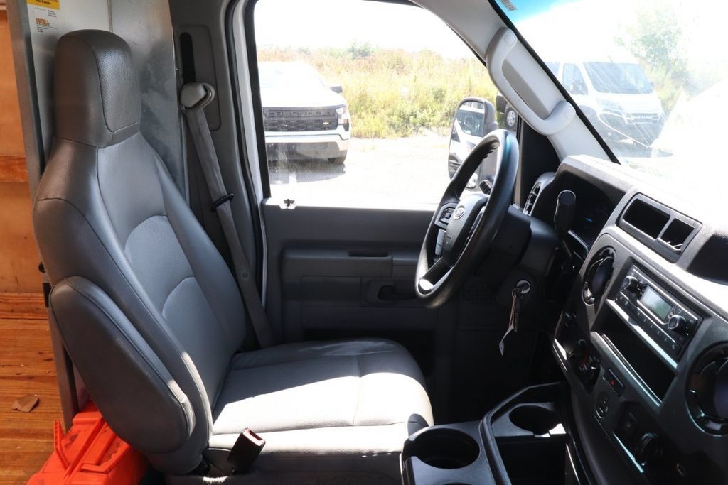 Used 2024 Ford E-350 and Econoline 350 Super Duty w/ Power Windows & Locks Group RWD image 11