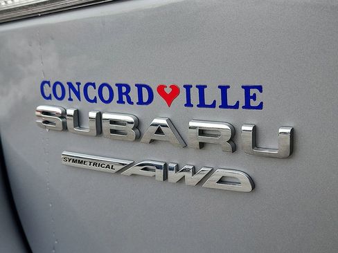 Used 2023 Subaru Forester Limited image 37