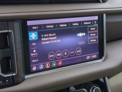 Used 2021 GMC Yukon XL Denali w/ Denali Premium Package image 29