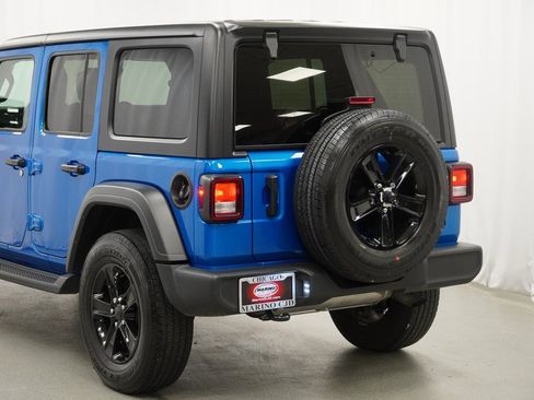 Certified 2021 Jeep Wrangler Unlimited Sport image 13