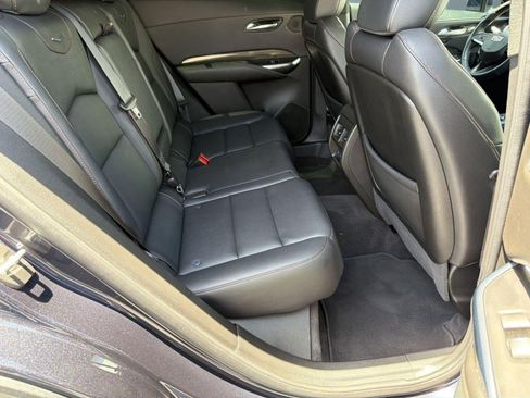 Used 2022 Cadillac XT4 Sport w/ Enhanced Visibility Package FWD image 29