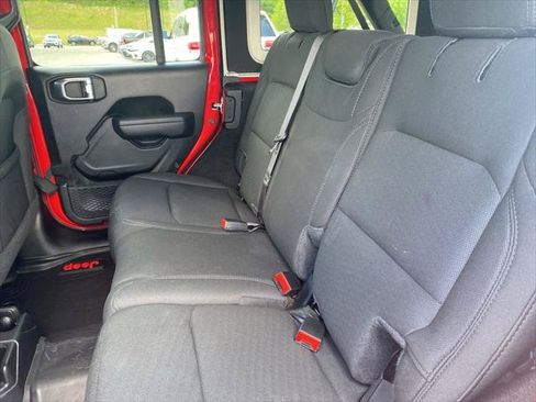 Used 2022 Jeep Wrangler Unlimited Sport AWD/4WD image 16