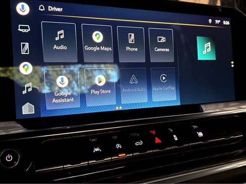 Used 2022 Chevrolet Silverado 1500 LT w/ Protection Package image 8