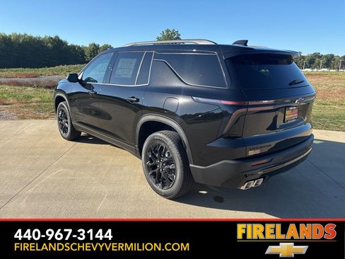 New 2026 Chevrolet Traverse LT w/ Midnight/Sport Edition image 7