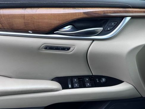 Used 2018 Cadillac XTS Luxury w/ Driver Awareness Package image 23