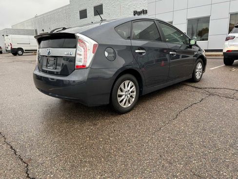 Used 2015 Toyota Prius Prime image 18