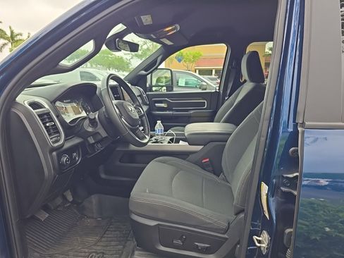 Used 2024 RAM 2500 Big Horn w/ Night Edition image 4