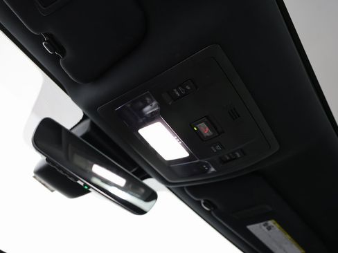 Used 2023 Lexus RC 350 F Sport image 23