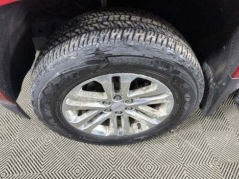 Used 2017 GMC Canyon SLT w/ Driver Alert Package image 10