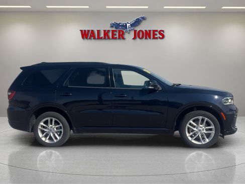 Used 2024 Dodge Durango GT image 2