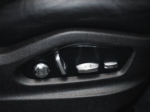 Used 2020 Porsche Cayenne E-Hybrid image 60