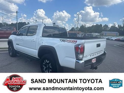 Used 2023 Toyota Tacoma TRD Off-Road AWD/4WD image 5