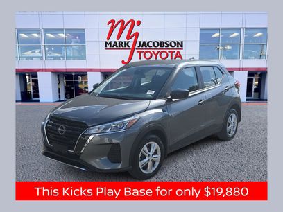 Used 2025 Nissan Kicks Play S