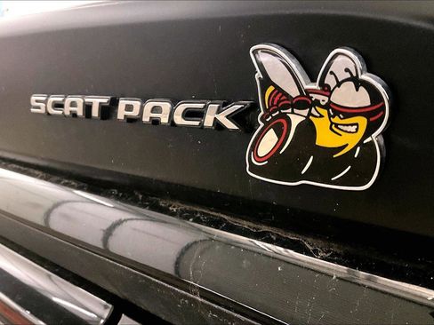 Used 2022 Dodge Challenger R/T Scat Pack w/ Dynamics Package image 13