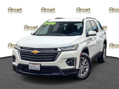 Used 2022 Chevrolet Traverse LT