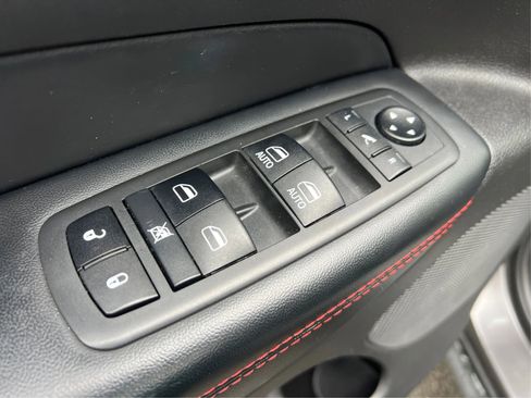 Used 2019 Jeep Grand Cherokee Trailhawk image 32