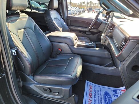 Used 2024 Ford Expedition Limited image 14