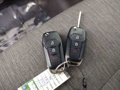 Used 2022 Ford F150 XL w/ Trailer Tow Package image 36