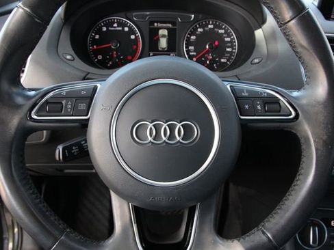 Used 2018 Audi Q3 2.0T Premium image 17