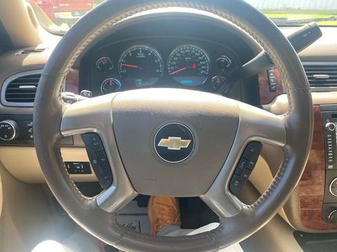 Used 2013 Chevrolet Tahoe LT AWD/4WD image 16