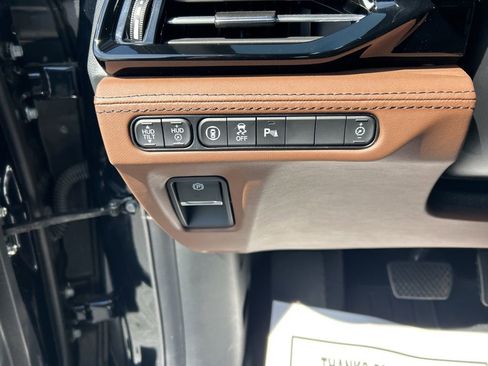 Used 2024 Acura MDX SH-AWD w/ Advance Package image 7