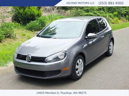 Used 2012 Volkswagen Golf 2-Door FWD image 1