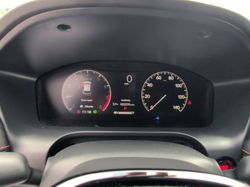 Used 2024 Honda HR-V Sport image 18