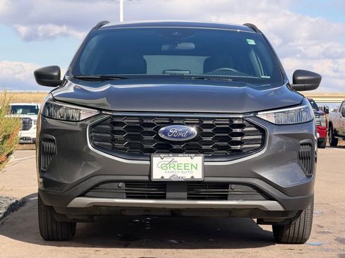 Used 2025 Ford Escape ST-Line image 6