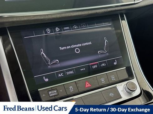 Used 2022 Audi Q7 3.0T Premium Plus image 16