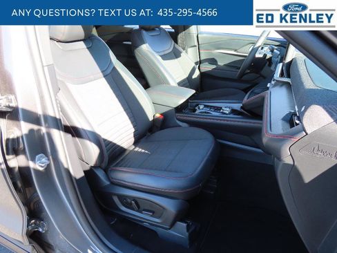 Used 2025 Ford Explorer ST-Line w/ Premium Package AWD/4WD image 31