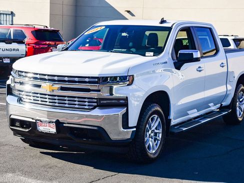 Used 2021 Chevrolet Silverado 1500 LT w/ Bed Protection Package image 3