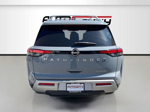Used 2023 Nissan Pathfinder Platinum image 6