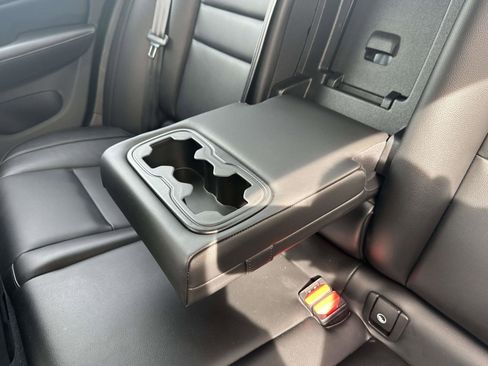 Certified 2022 Volvo S60 B5 Momentum w/ Premium Package image 23