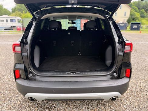 Used 2025 Ford Escape Platinum AWD/4WD image 15