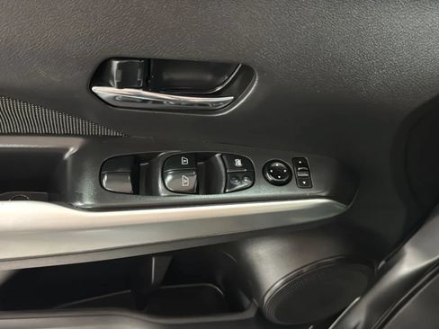 Used 2020 Nissan Kicks SV w/ Exterior Package FWD image 16