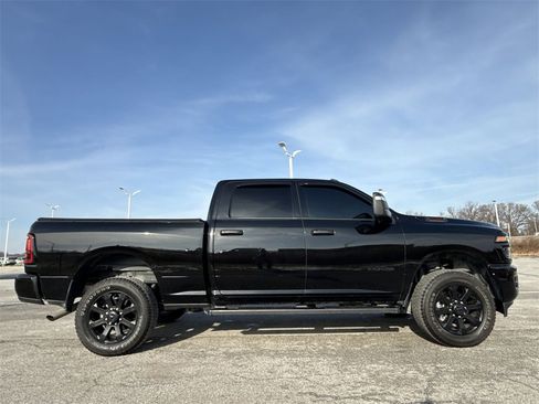 Used 2025 RAM 2500 Big Horn image 9