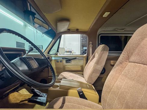 Used 1988 Chevrolet Blazer 4WD image 57